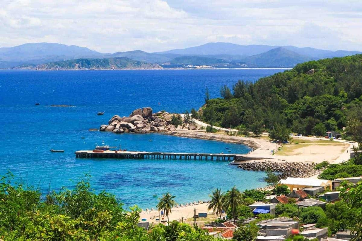 Bãi biển Cù Lao Xanh
