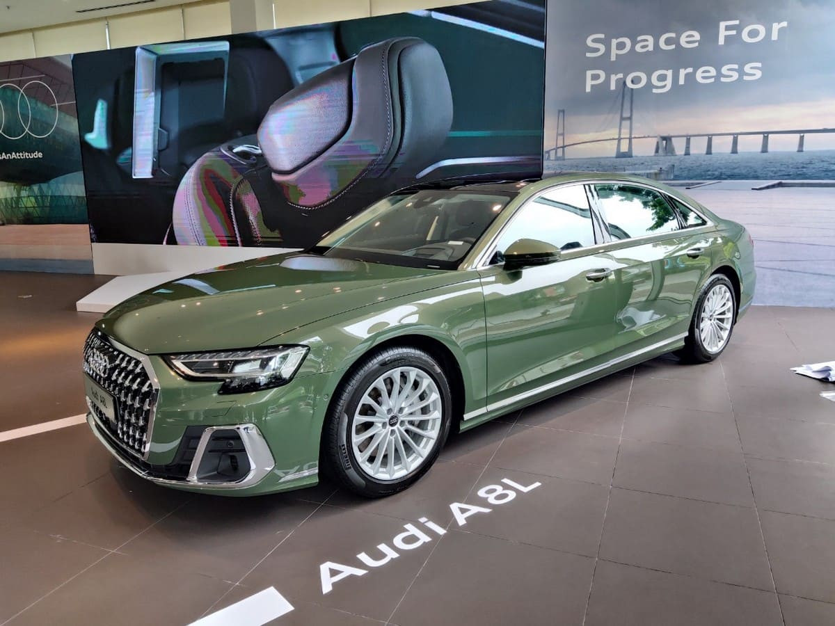 Bảng giá xe Audi A8L