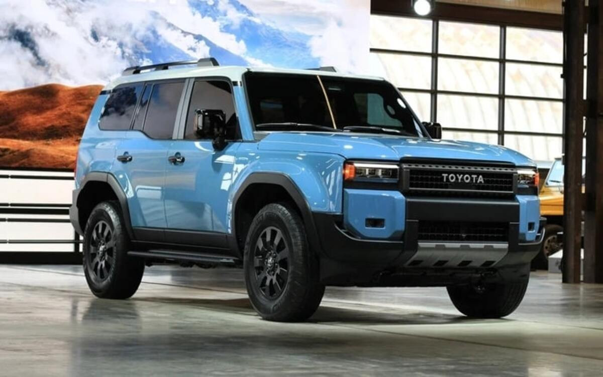 Bảng giá xe Toyota Land Cruiser Prado tại Việt Nam