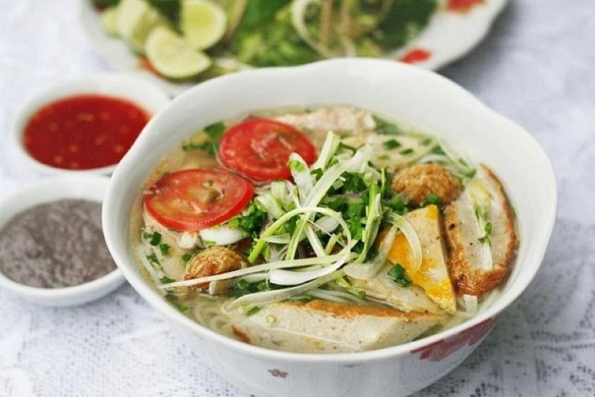 Bánh canh chả cá