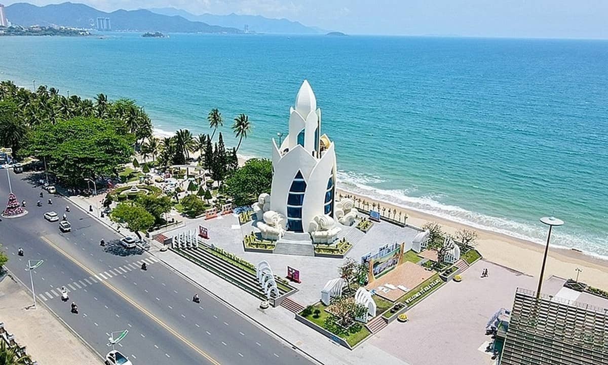 Biển Nha Trang mùa hè