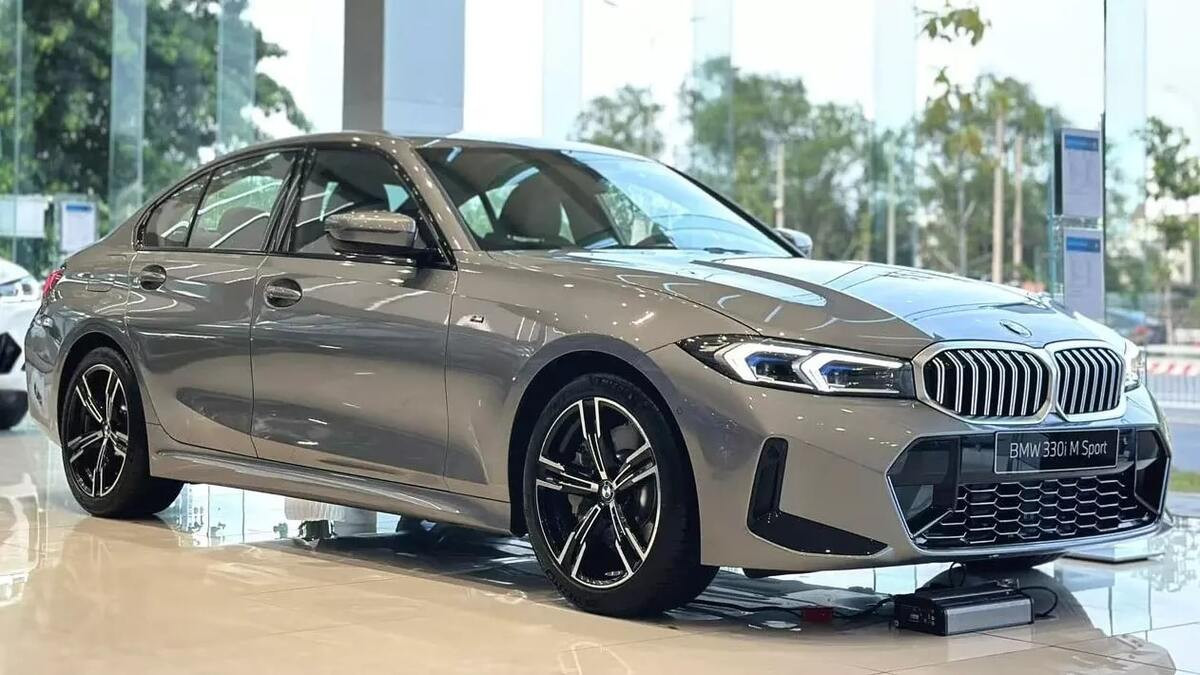 BMW 330i M Sport tại Việt Nam