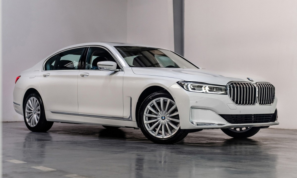 BMW Series 7 có giá bán dao động từ khoảng 5 tỷ đến hơn 7 tỷ đồng