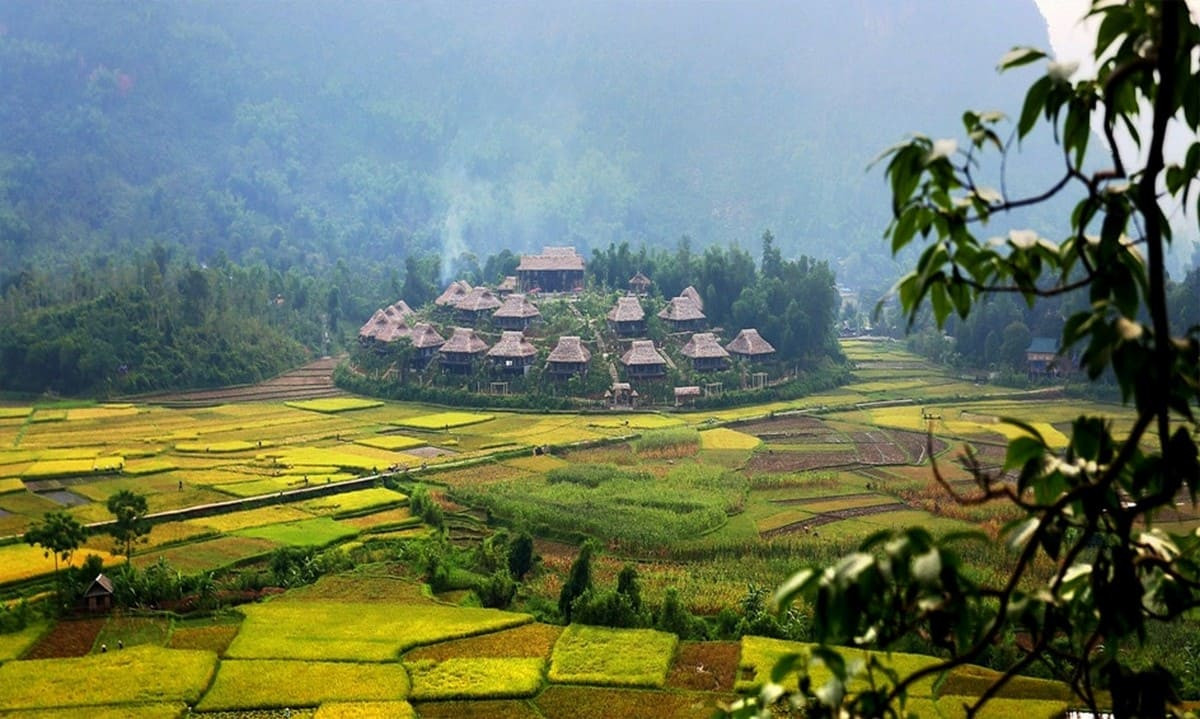 Cảnh quan núi non hùng vĩ tại Lai Châu