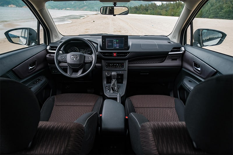 Đánh giá nội thất Toyota Avanza 2022