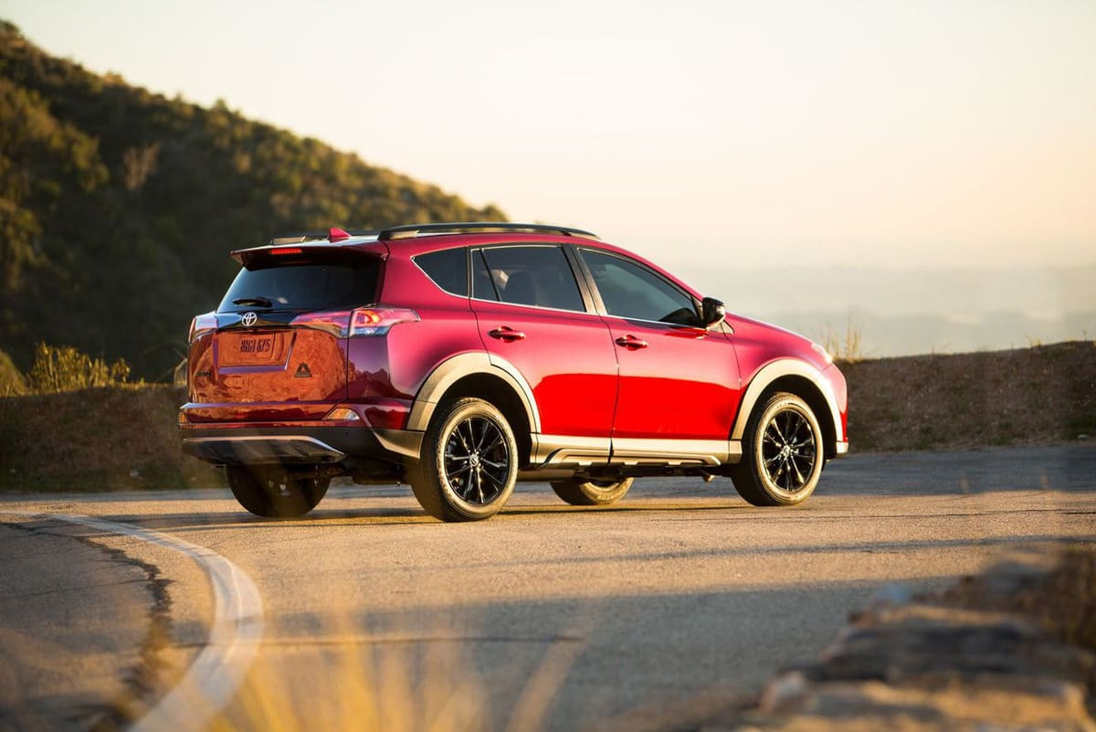 Đánh giá Toyota RAV4 2018