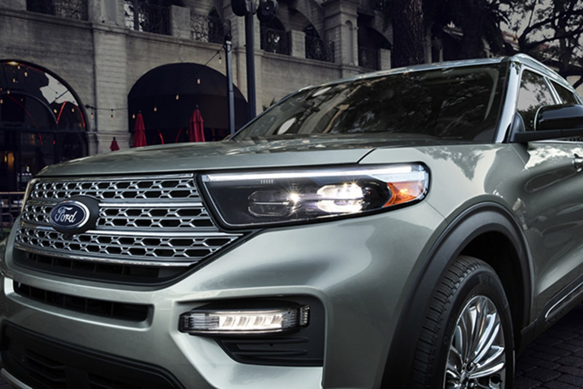 Đầu xe Ford Explorer 2021