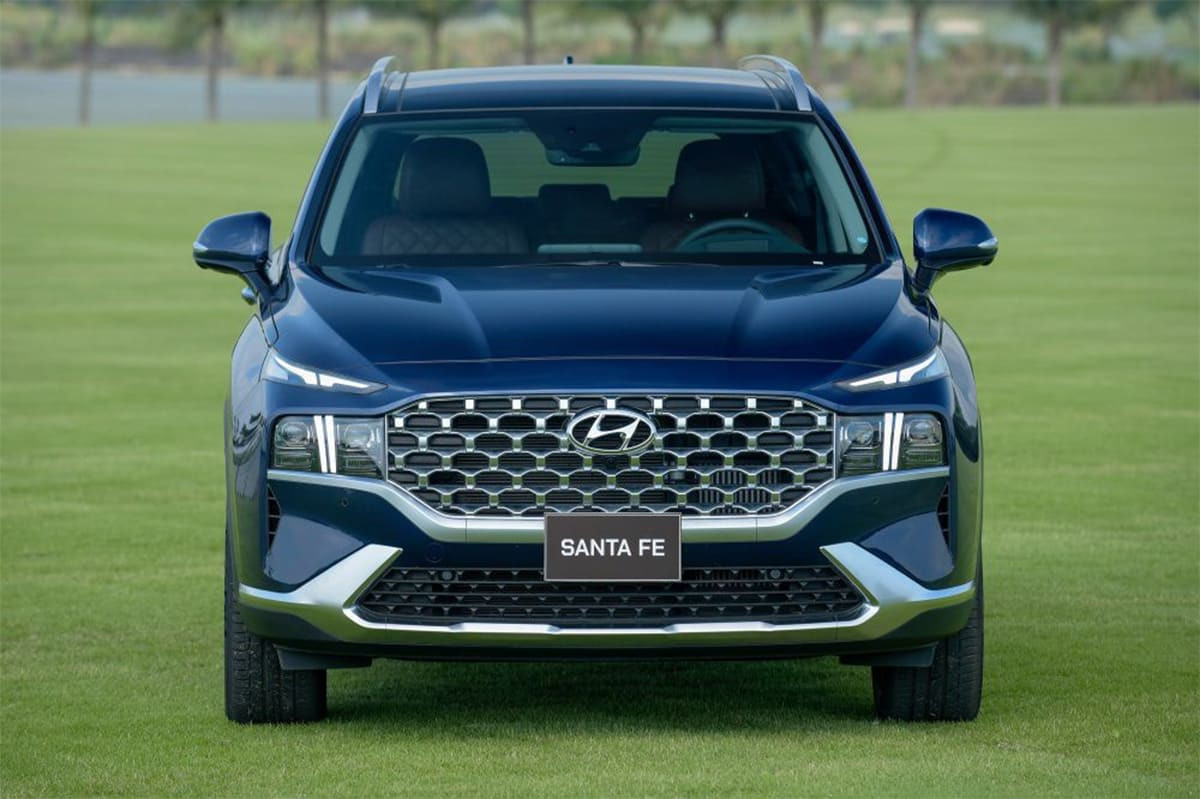 Đầu xe Hyundai SantaFe 2022