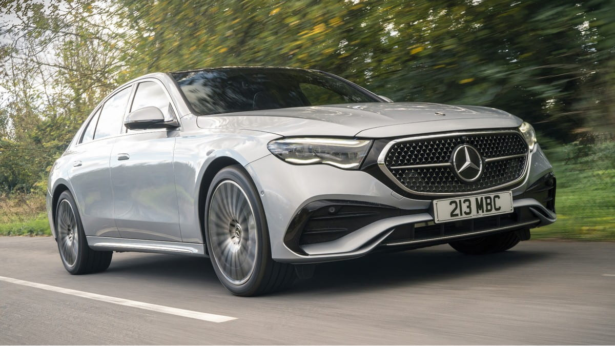 Đầu xe Mercedes E-Class