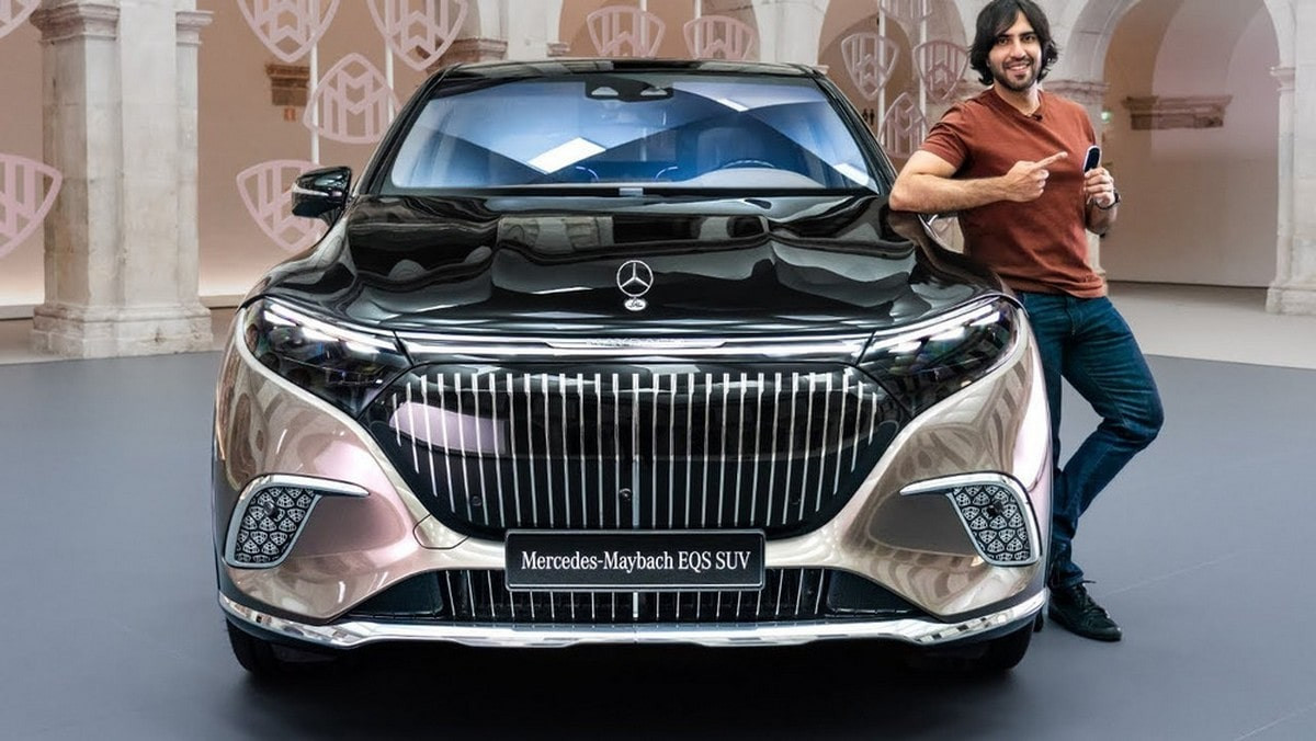 Đầu xe Mercedes-Maybach EQS SUV