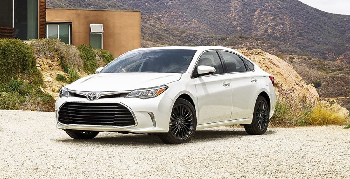 Đầu xe Toyota Avalon 2018