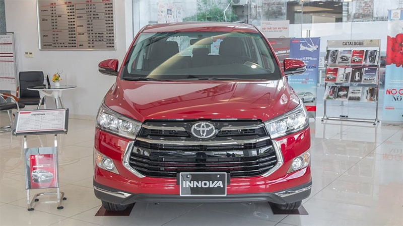 Đầu xe Toyota Innova 2018