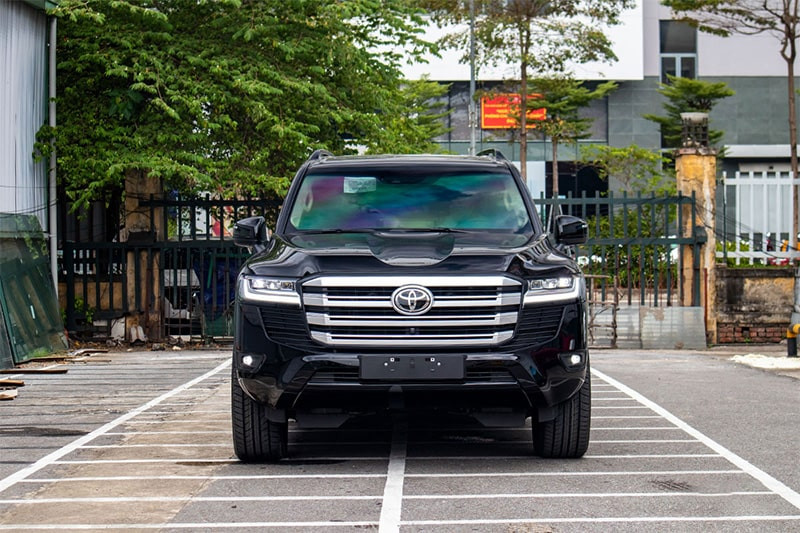 Đầu xe Toyota Land Cruiser 2022
