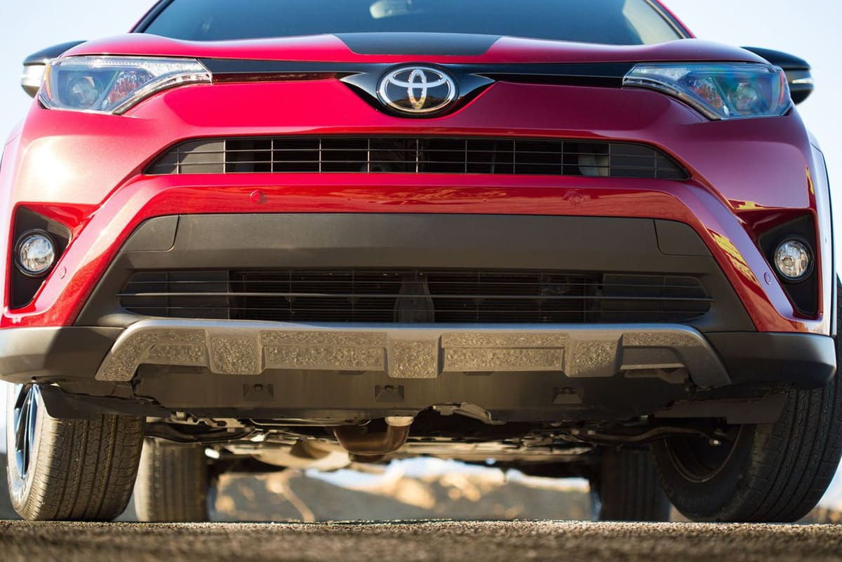 Đầu xe Toyota Rav4 2018 được thiết kế hiện đại