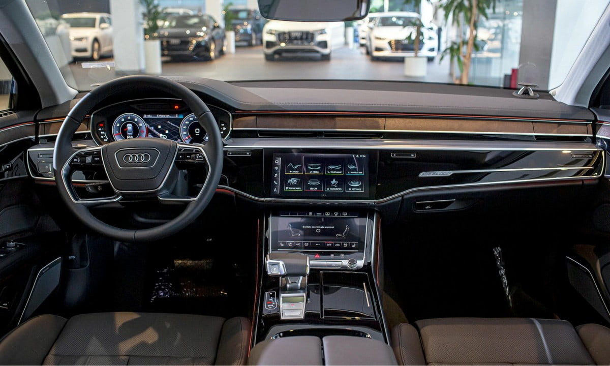Động cơ Audi A8L