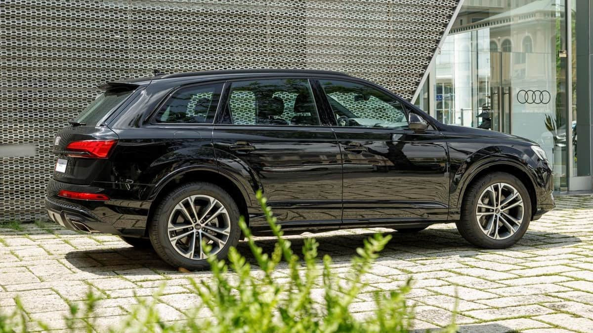 Động cơ Audi Q7 2025: Mạnh mẽ và hiệu quả