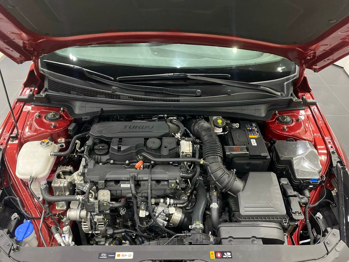 Động cơ Hyundai Elantra 2023
