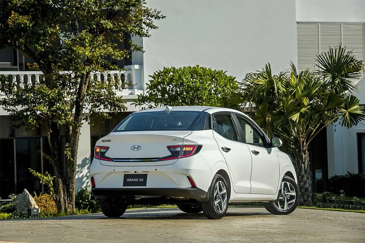 Đuôi xe Hyundai Grand i10 2022