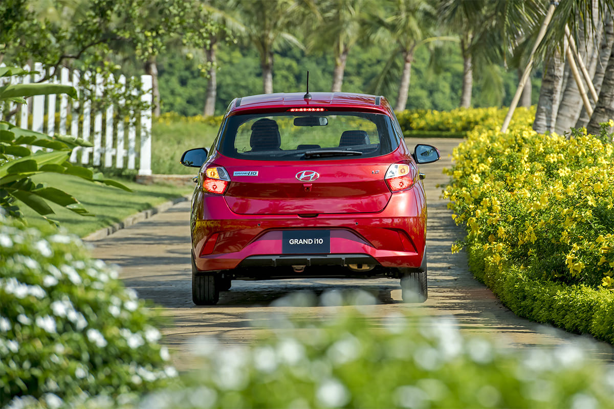 Đuôi xe Hyundai Grand I10