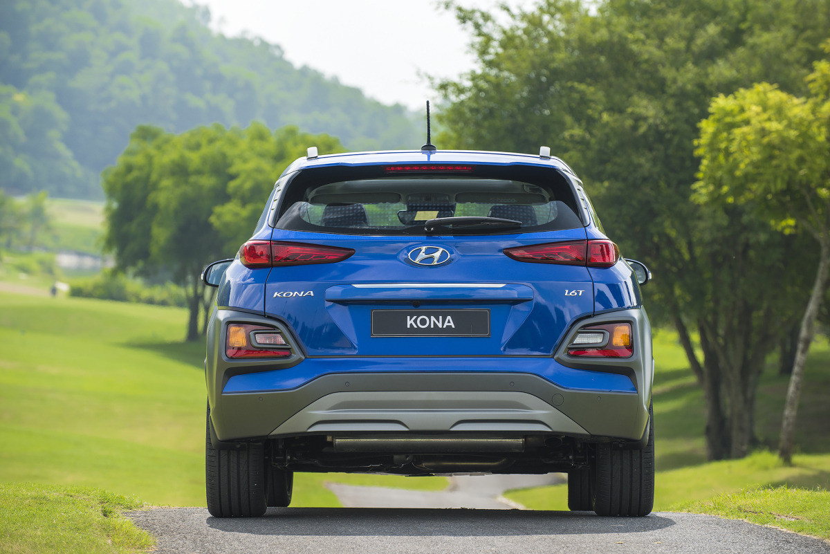 Đuôi xe Hyundai Kona 2021