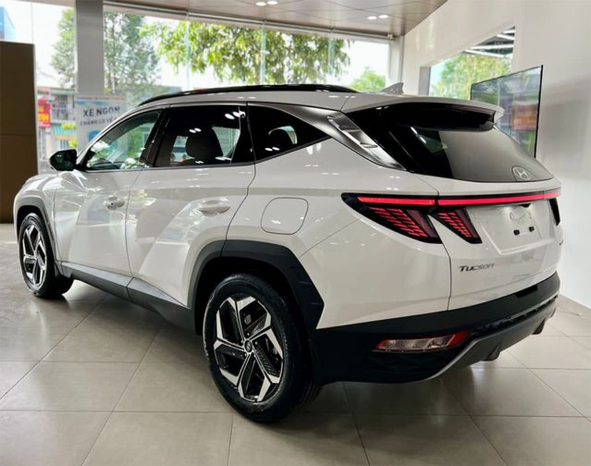 Đuôi xe Hyundai Tucson 2023