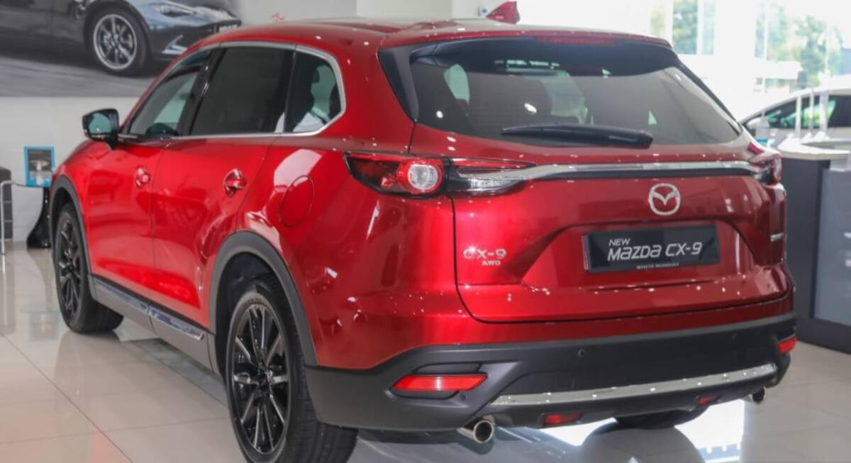 Đuôi xe Mazda CX-9 2023