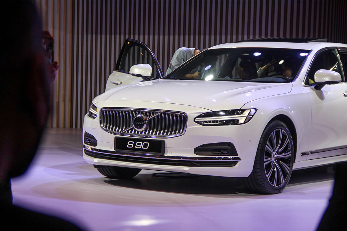 Đuôi xe Volvo S90