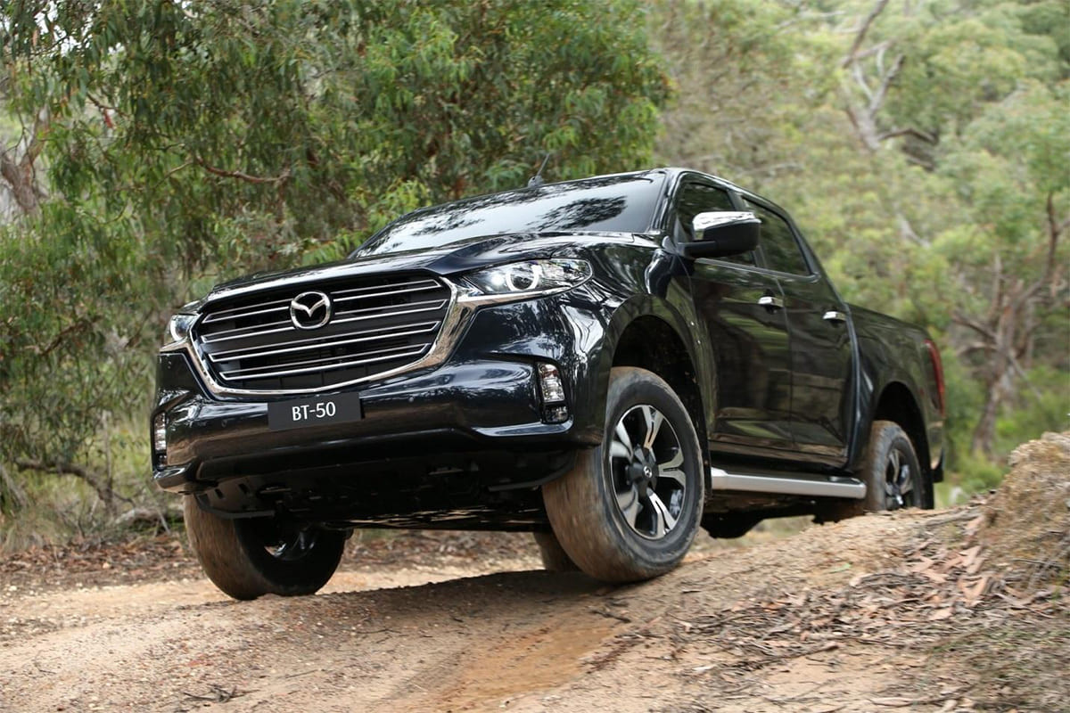 Giá bán Mazda BT50 2020 dao động 590 - 749 triệu đồng