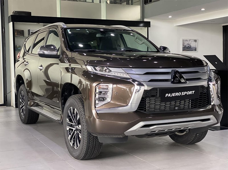 Giá bán xe Mitsubishi Pajero Sport