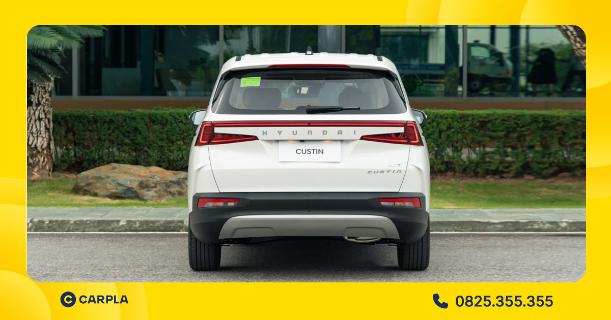 Hyundai Custin - Cụm đèn hậu LED hình chữ C