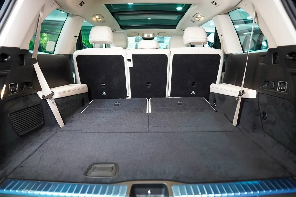 Khoang hành lý Mercedes GLS 450 rộng rãi