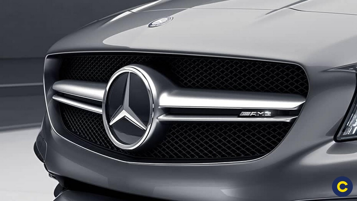 Logo Mercedes-Benz với ngôi sao ba cánh