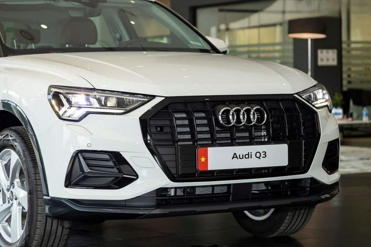 Lưới tản nhiệt Audi Q3