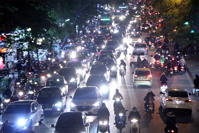 Lưu ý khi sử dụng đèn xe