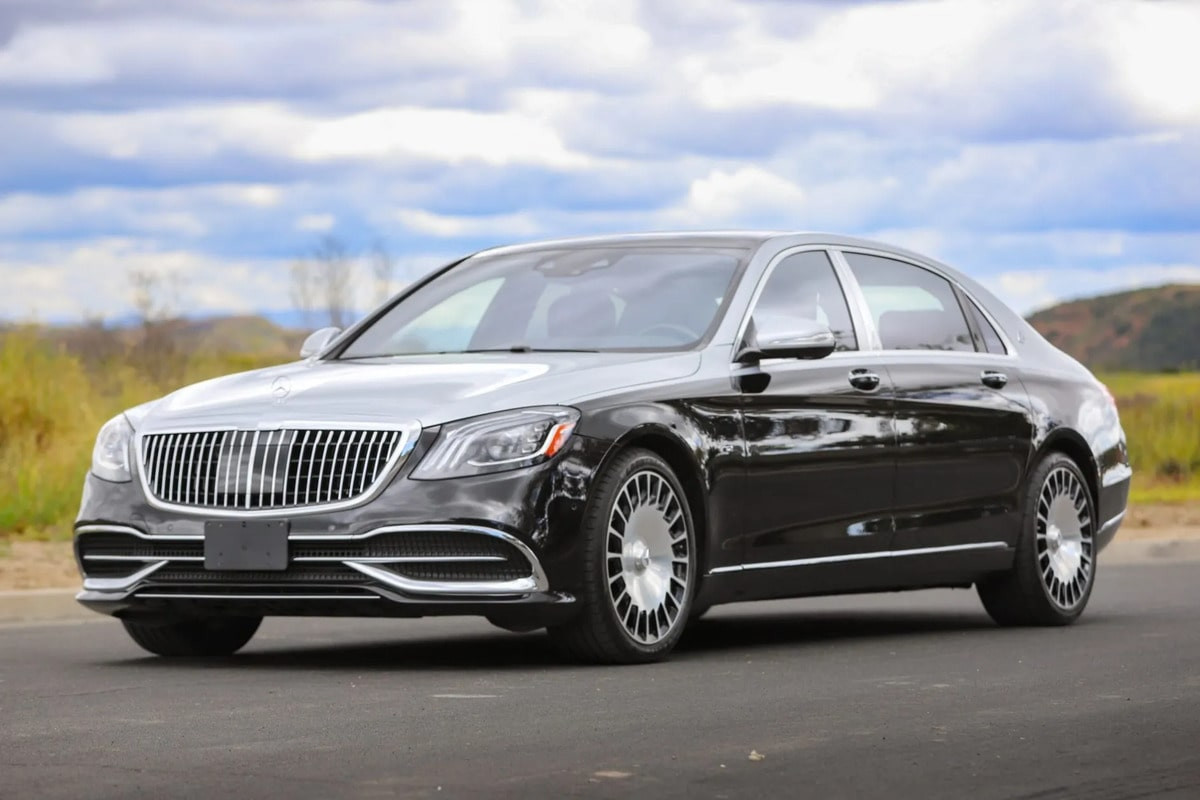 Maybach S650 cạnh tranh với Rolls-Royce Ghost