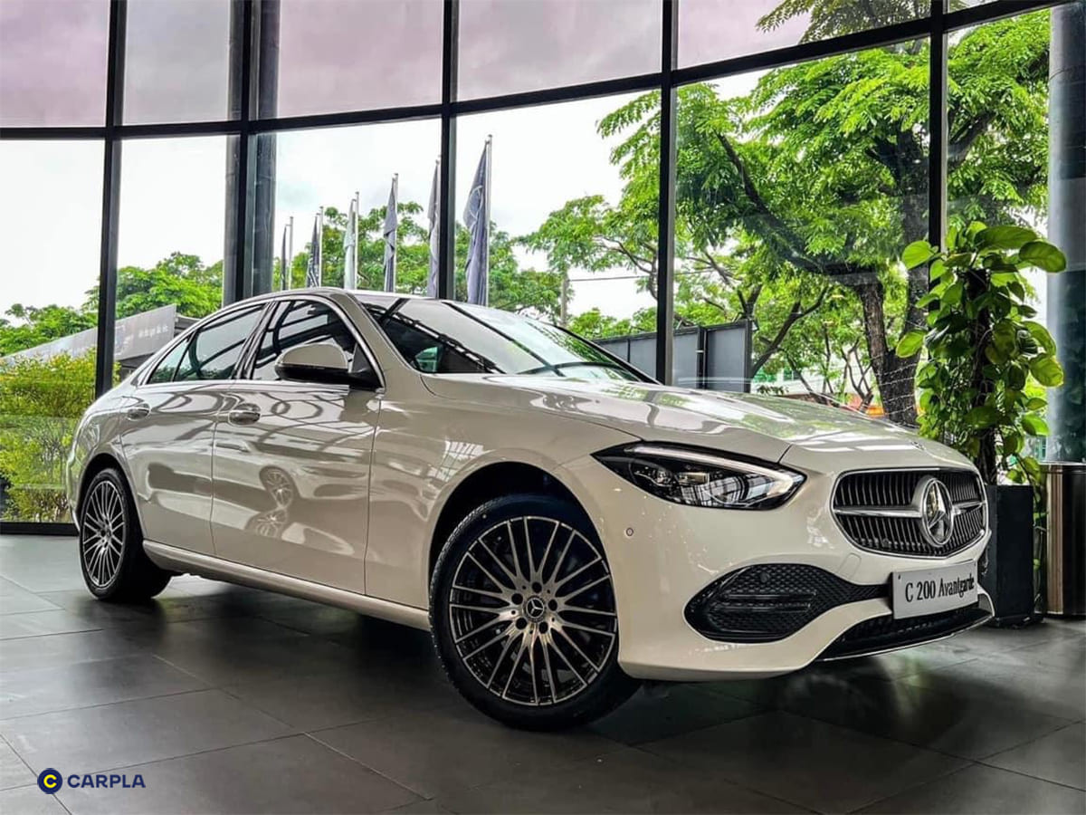 Mercedes C200 2024 lột xác hoàn toàn