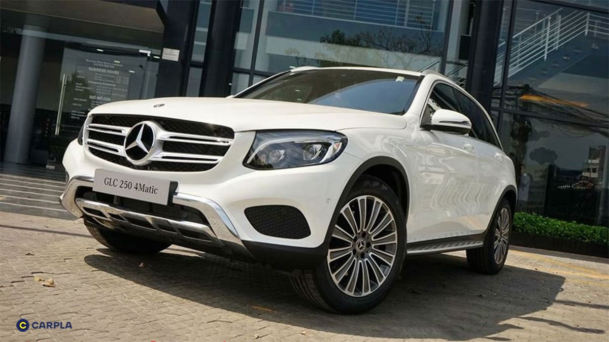 Mercedes GLC 250 4MATIC vận hành mạnh mẽ