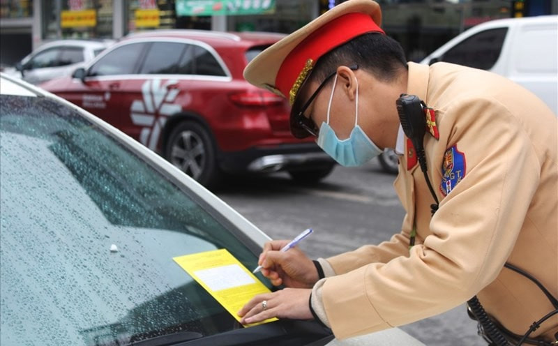 Mức phạt vi phạm dừng đỗ