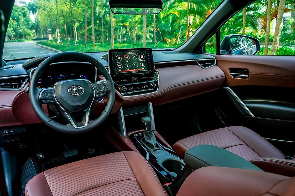 Ná»™i tháº¥t xe Toyota Cross