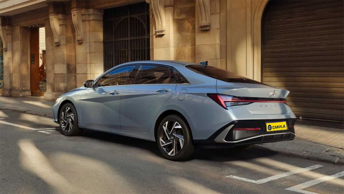 Ngoại thất thân xe Hyundai Avante 2023