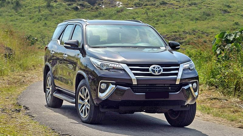 Ngoại thất Toyota Fortuner 2018