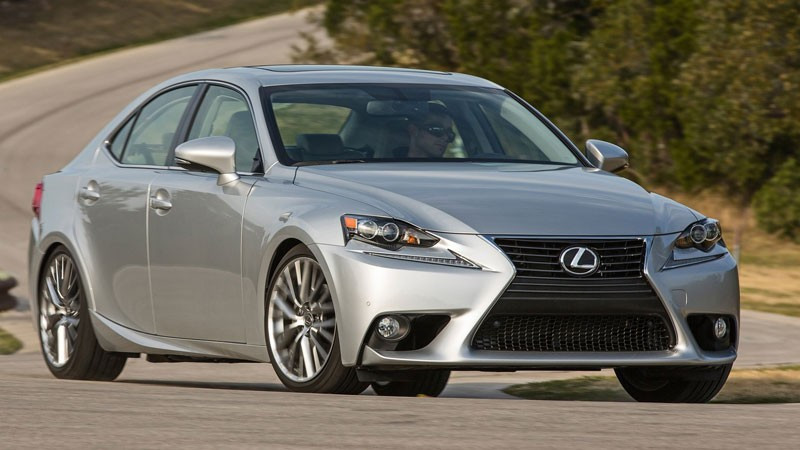 Ngoại thất xe Lexus IS 250