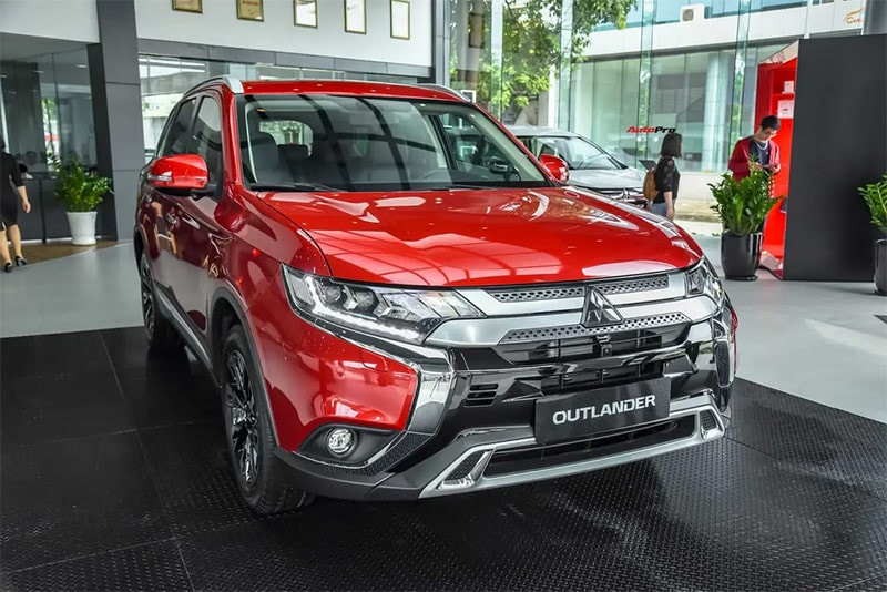 Ngoại thất xe Mitsubishi Outlander