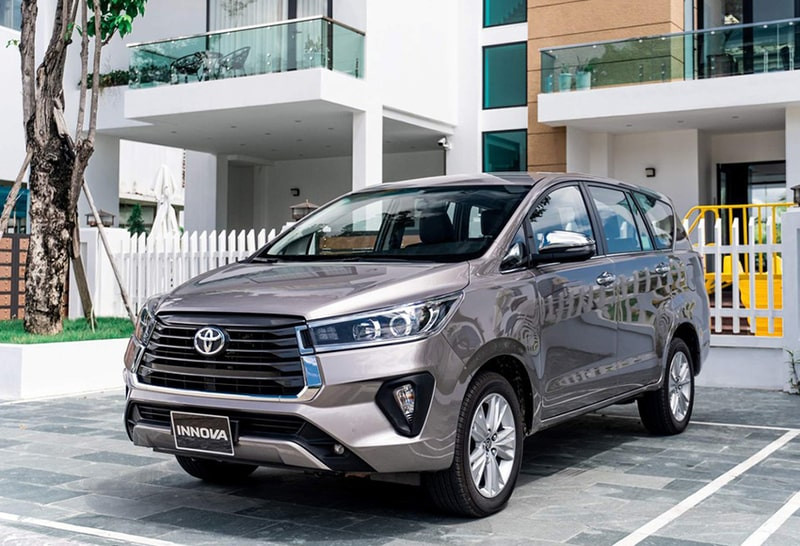 Ngoại thất xe Toyota Innova
