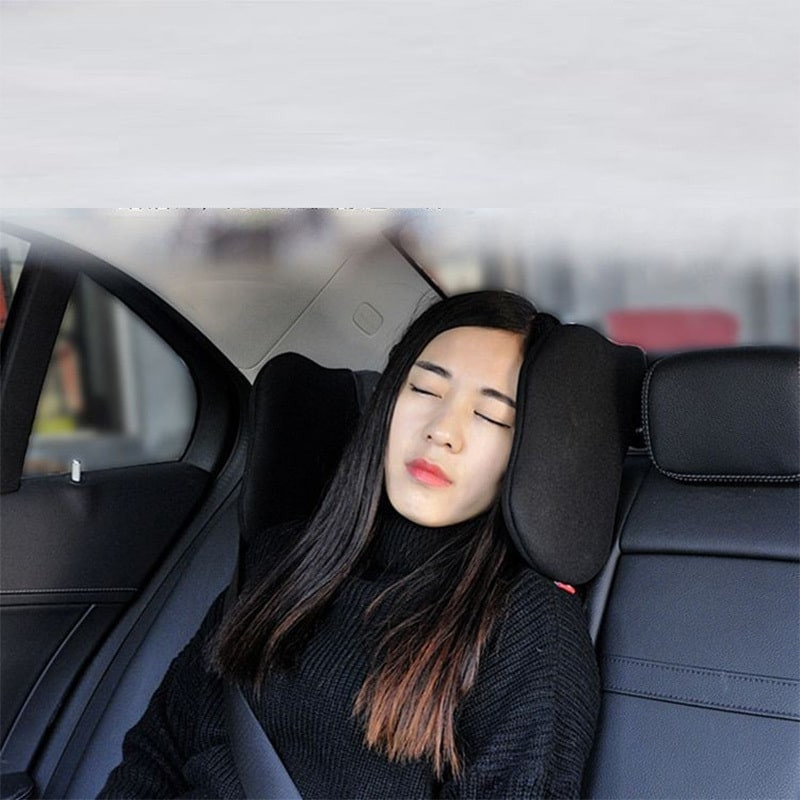Ngủ một giấc trên xe giúp đánh lừa thần kinh giảm cảm giác say xe