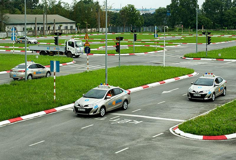 Người học lái xe ô tô