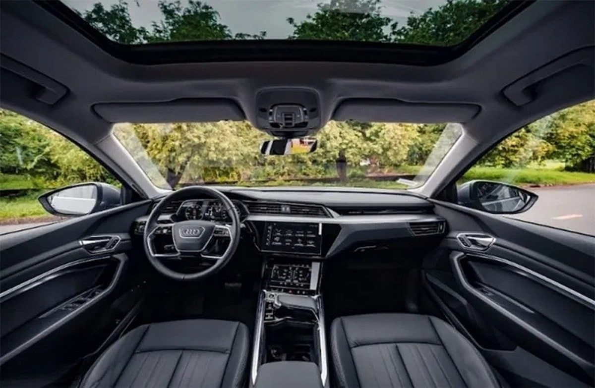 Nội thất Audi E-tron 2025: Sang trọng và tinh tế