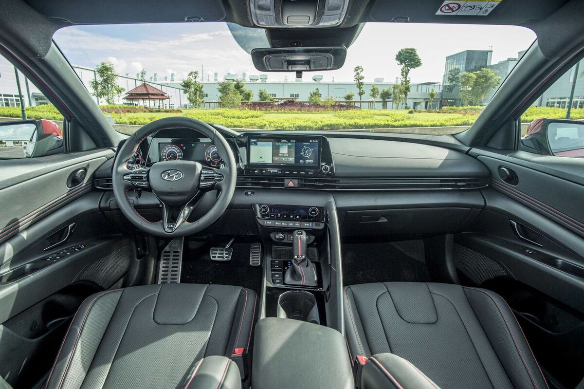 Nội thất Elantra N-Line