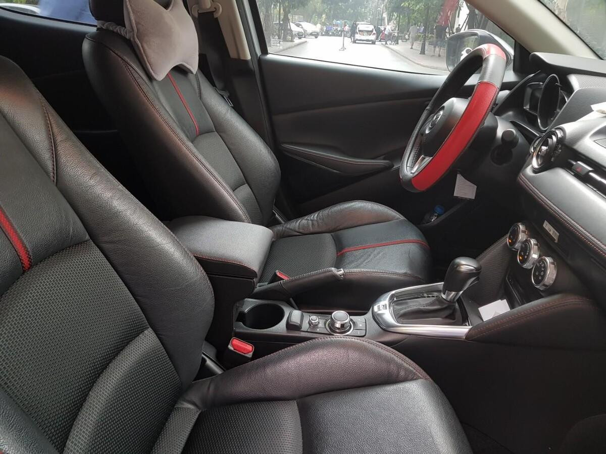 Nội thất Mazda 2 2022 rộng rãi và tiện nghi