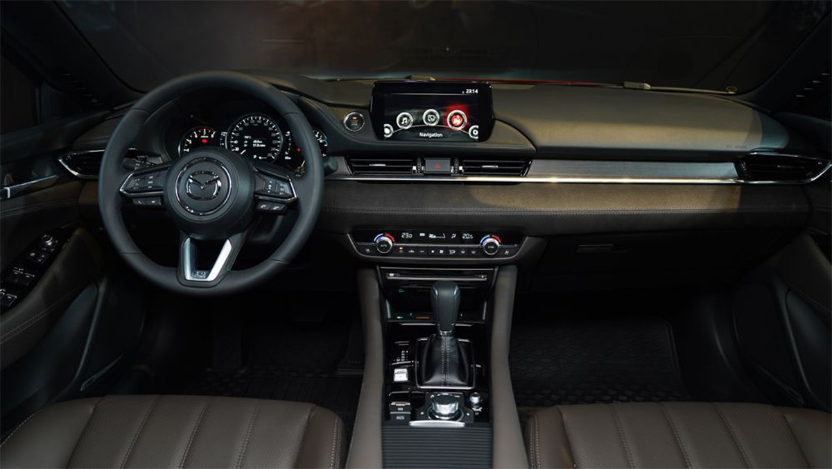 Nội thất Mazda 6 2021 tiện nghi và sang trọng